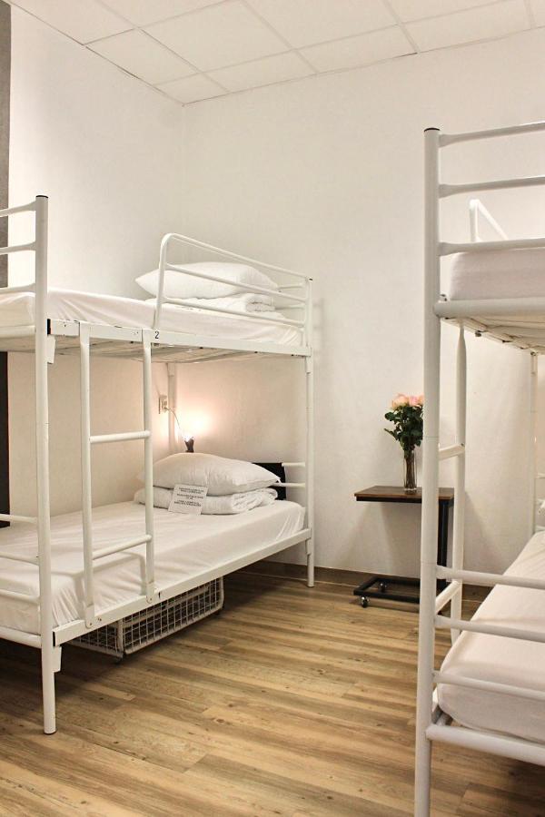 Bed 6-Bed Dormitory Room,1371048755:JPEG
